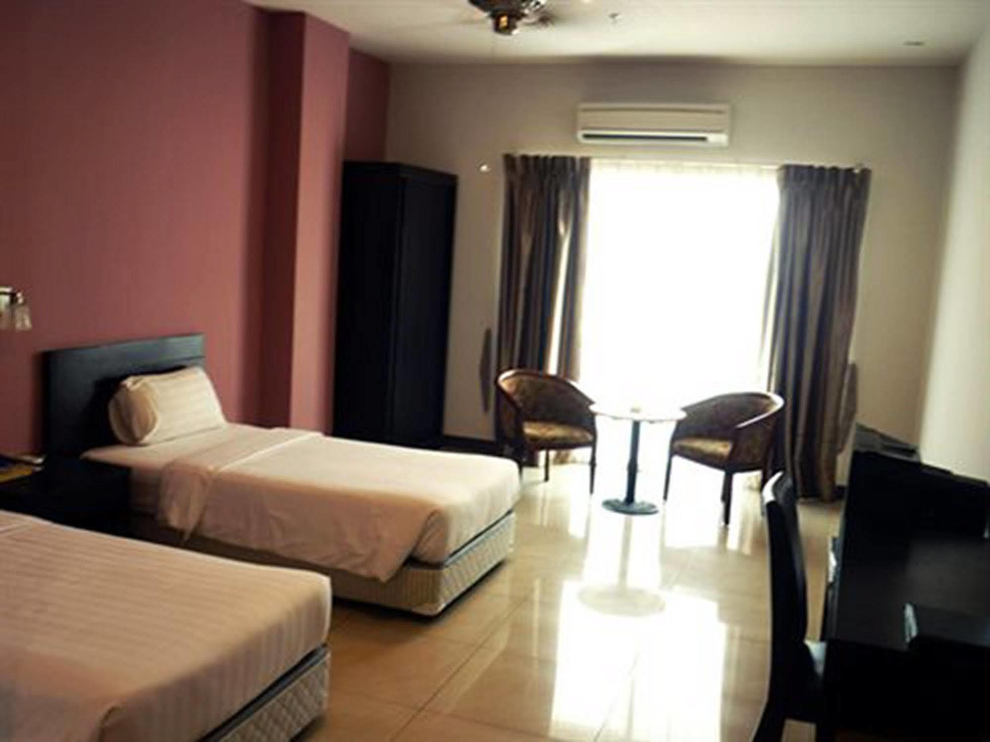 Tower Regency Hotel & Apartments Ипох Экстерьер фото