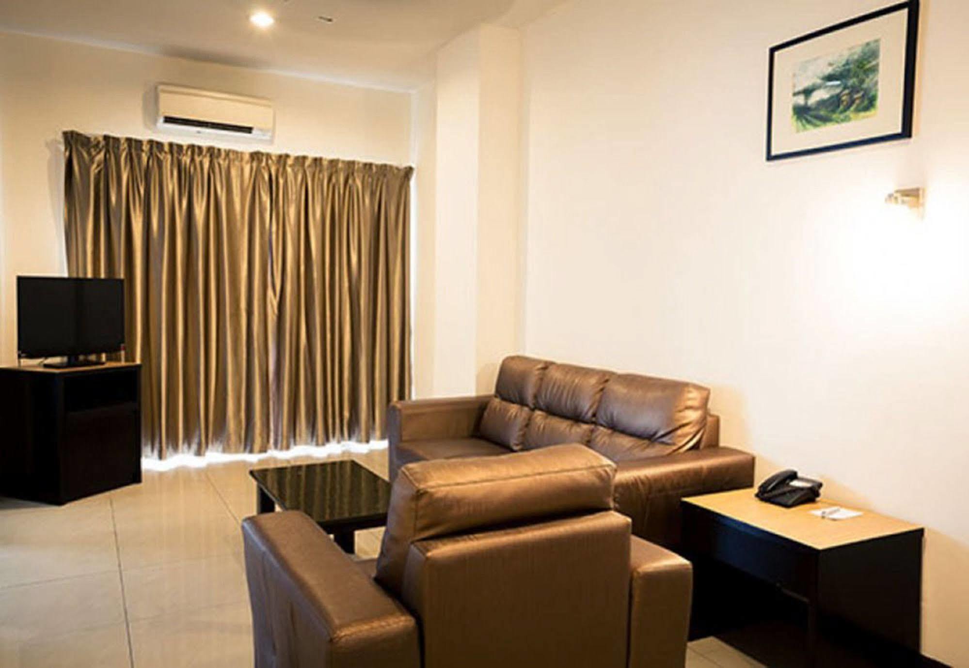Tower Regency Hotel & Apartments Ипох Экстерьер фото